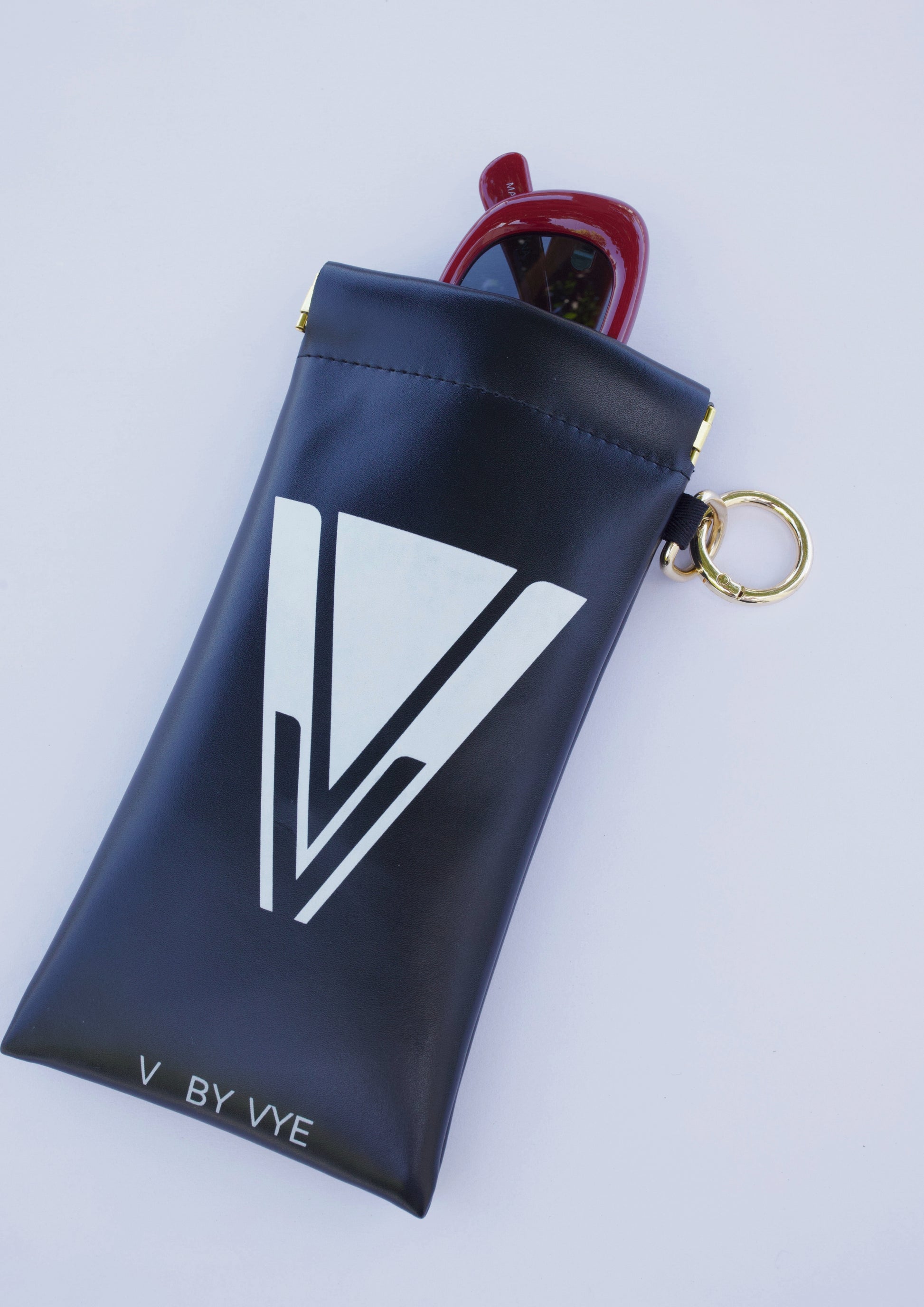 SUNGLASSES POUCH