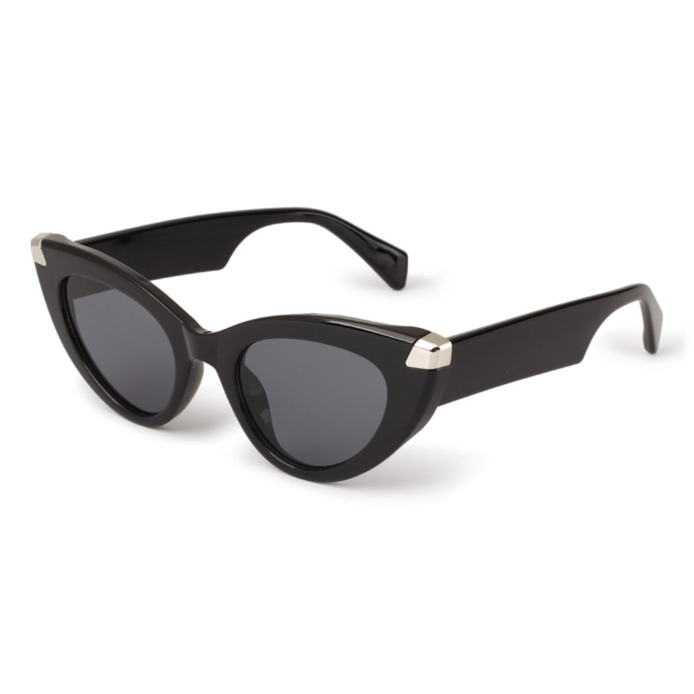 Silver-detailed cat eye frame for trendy looks