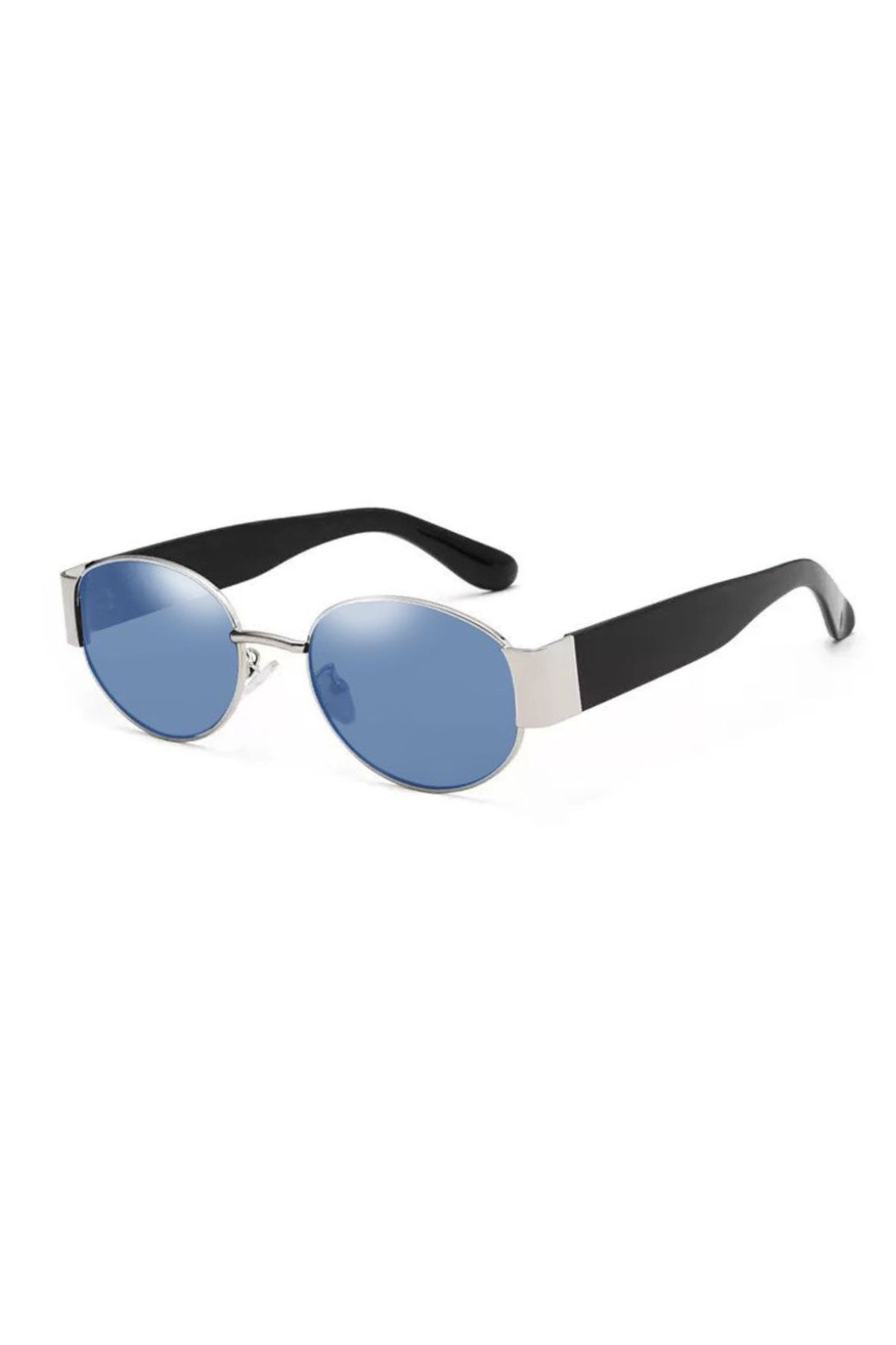 Spotlight features sleek round metal frames that bring instant cool to any look.